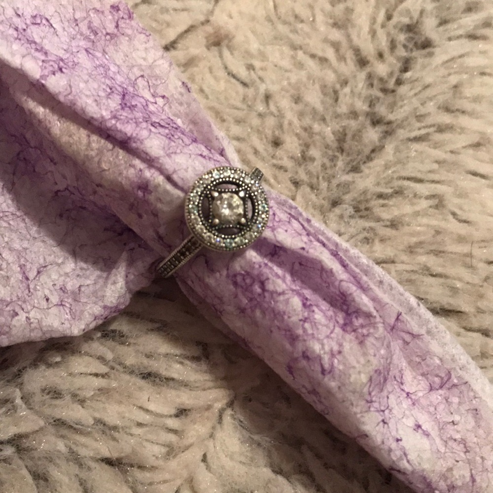 Pandora Ring